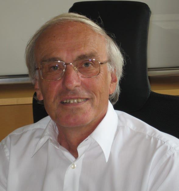 Dr. Bertold Schwartz
